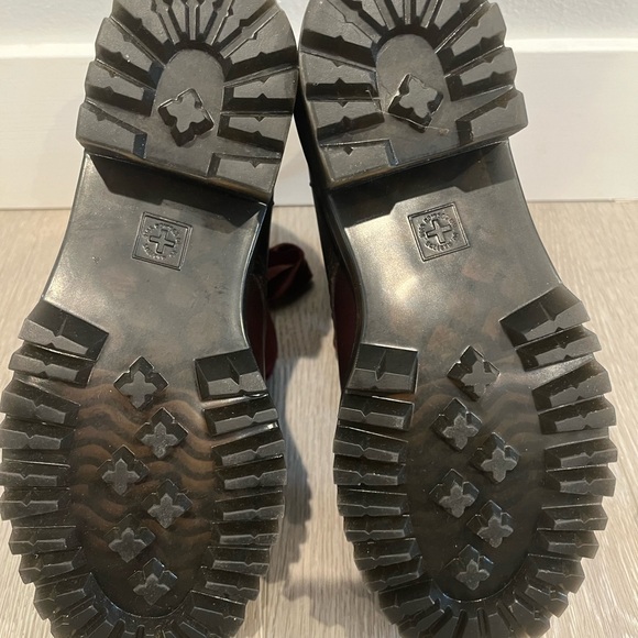 Doc Martens - Picture 2 of 6